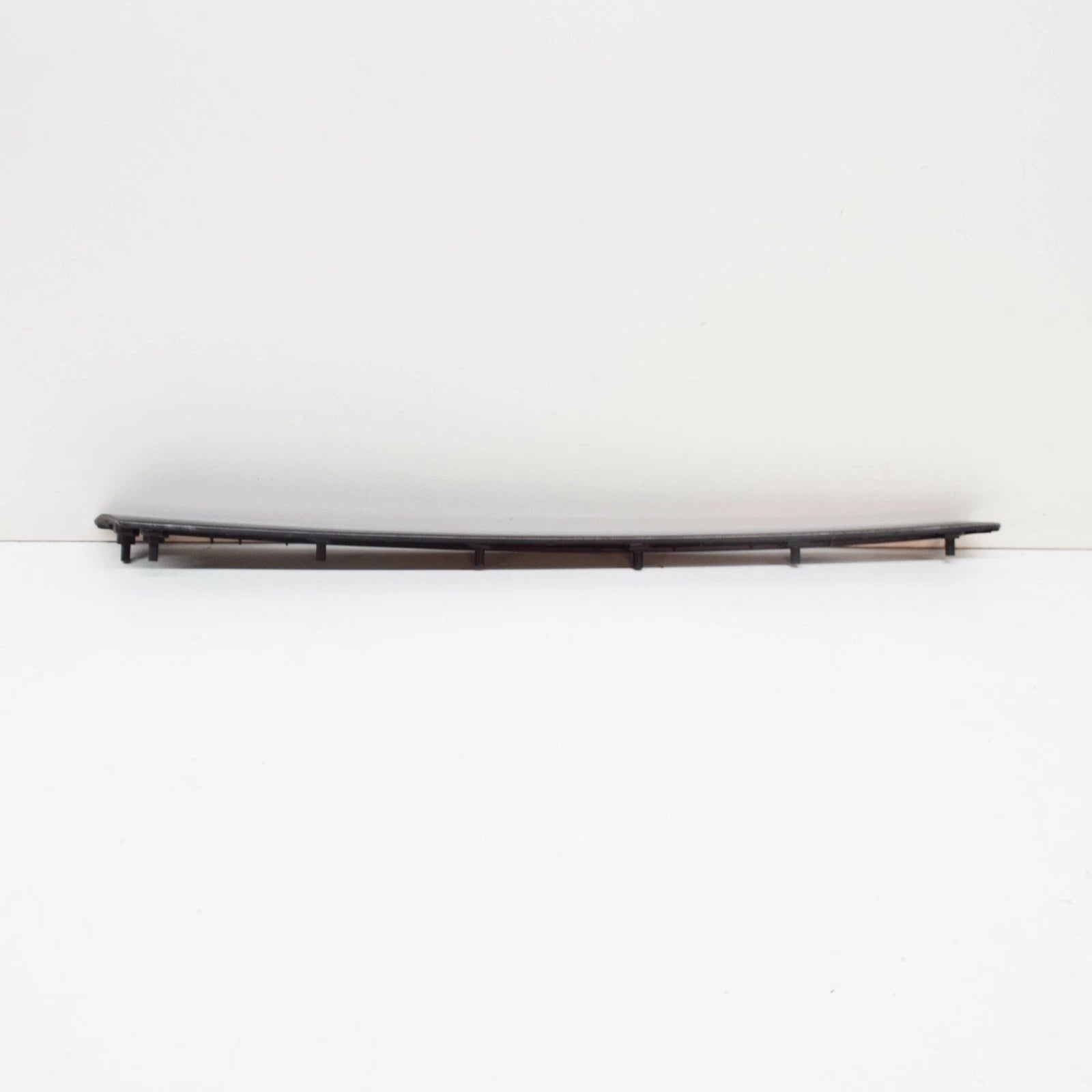 NEW MERCEDES-BENZ E C207 FRONT LEFT DOOR MOULDING A20772023222A04 OEM