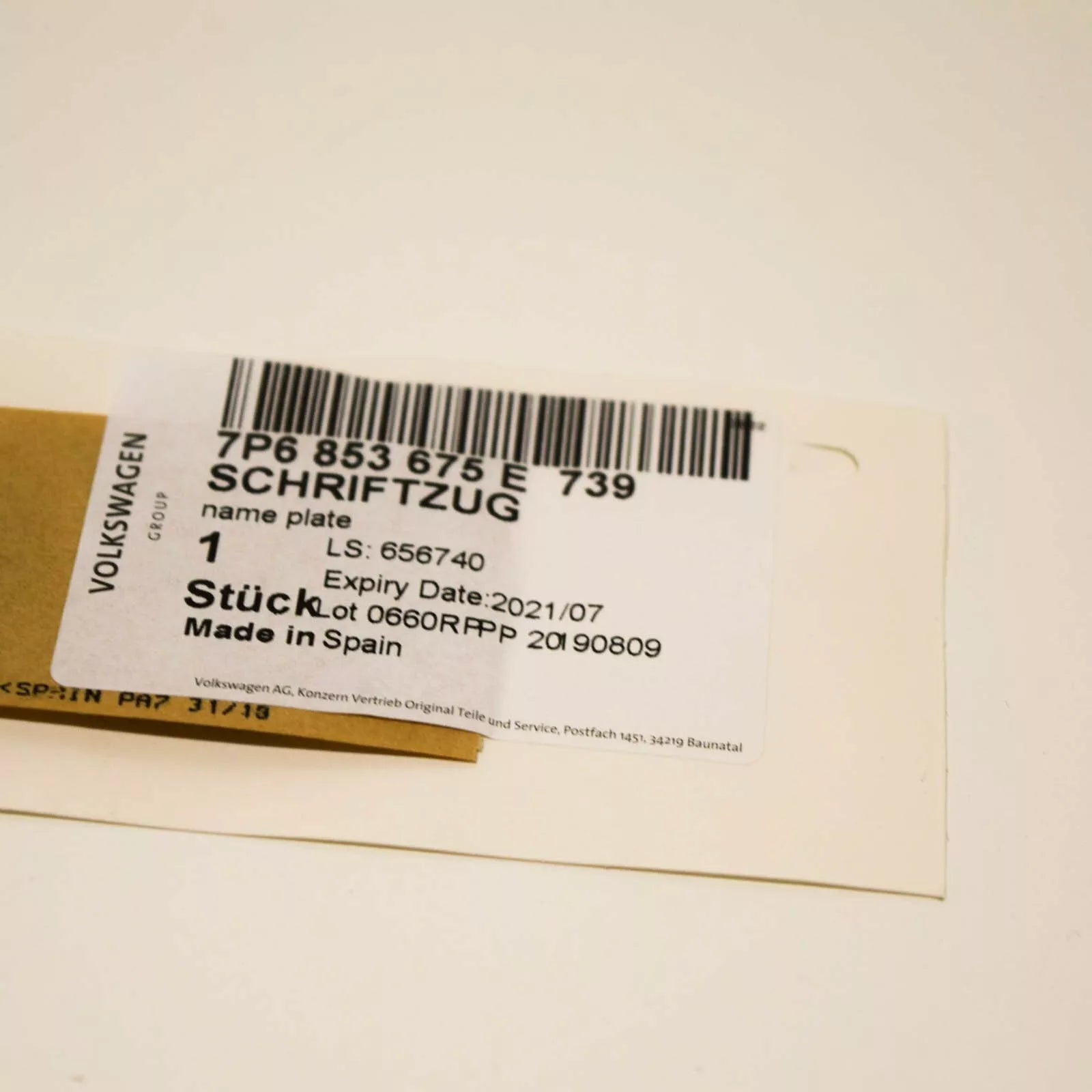 NEW VW TOUAREG 7P V6 REAR NAMEPLATE LETTERING BADGE EMBLEM 7P6853675E739