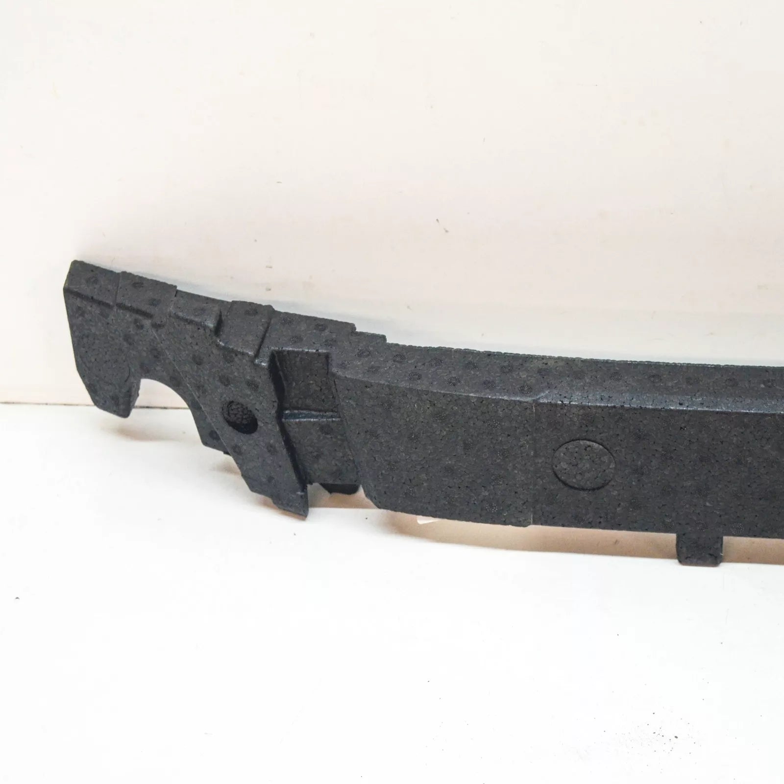 NEW AUDI Q3 8U FRONT BUMPER FOAM 8U0807550J 2013 ORIGINAL