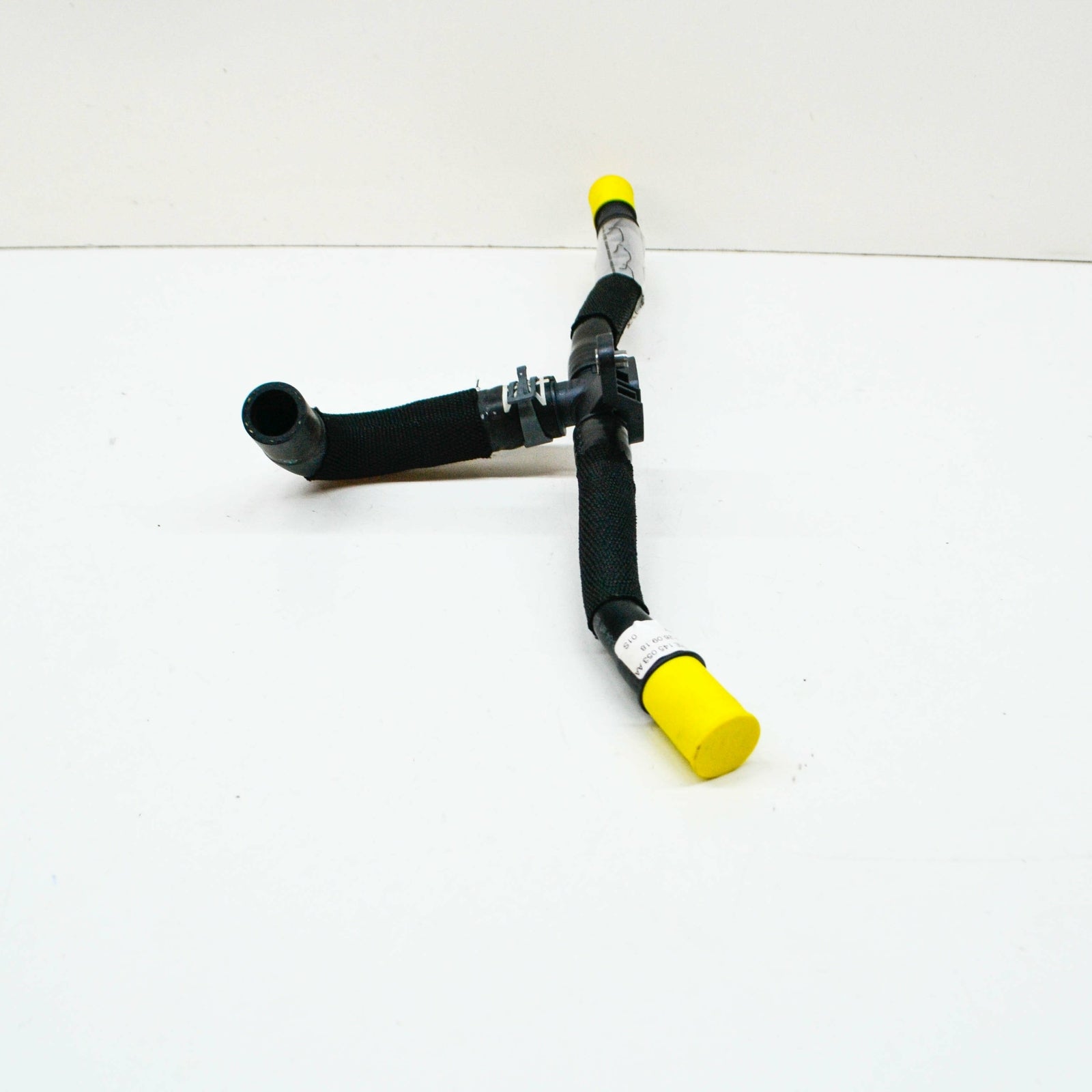 NEW AUDI E-TRON REAR RIGHT DRIVE MOTOR BATTERY PACK COOLANT HOSE 4KE145053AA