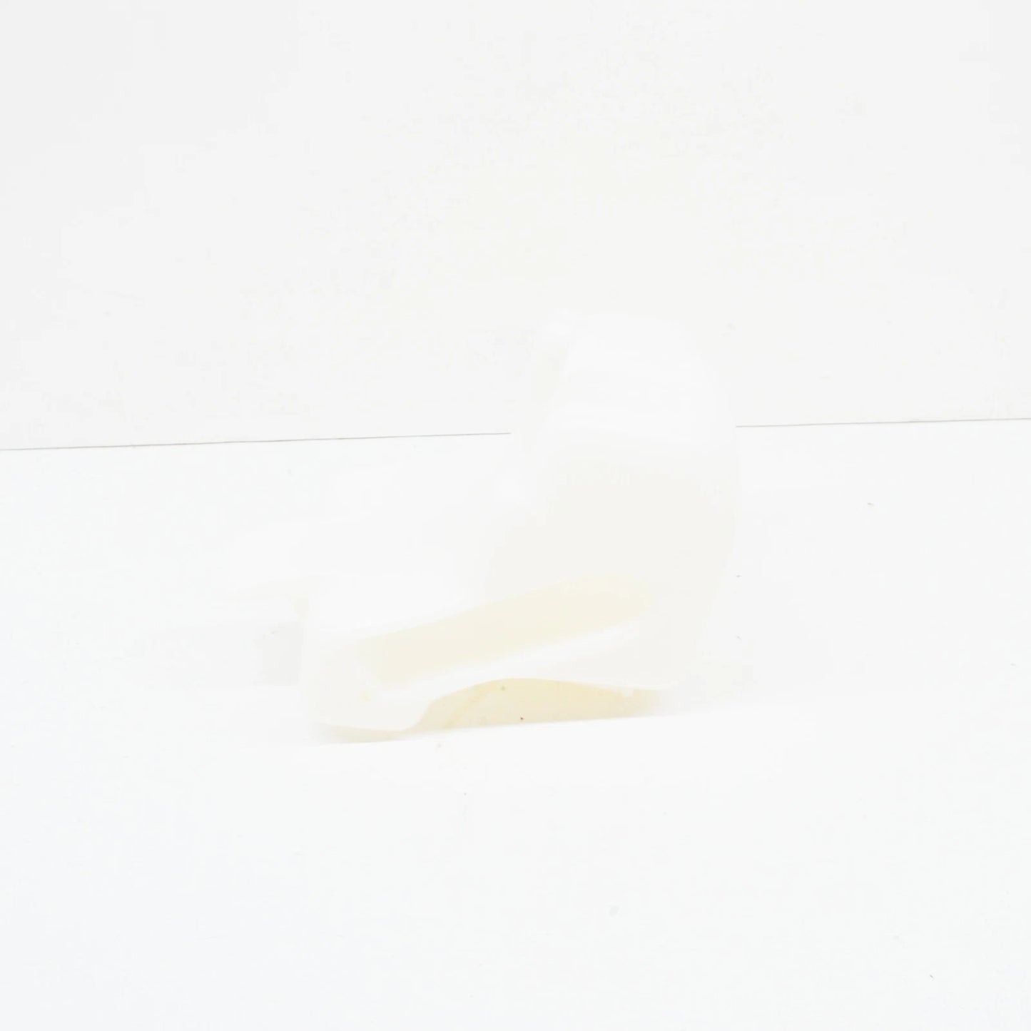 NEW BMW 7 E32 WINDSHIELD WASHER FLUID RESERVOIR 61678350931 8350931 ORIGINAL