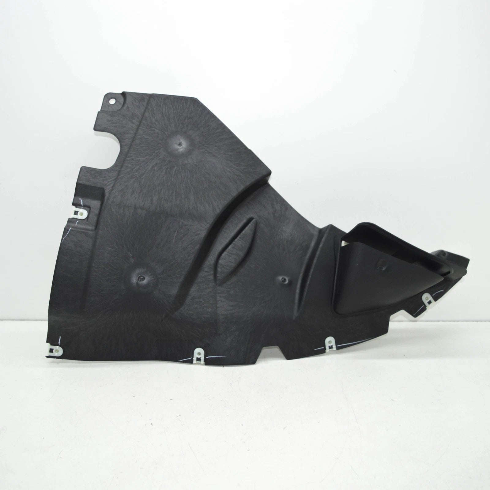 NEW BMW X6 G06 FRONT RIGHT WHEEL HOUSING COVER 51118092242 ORIGINAL