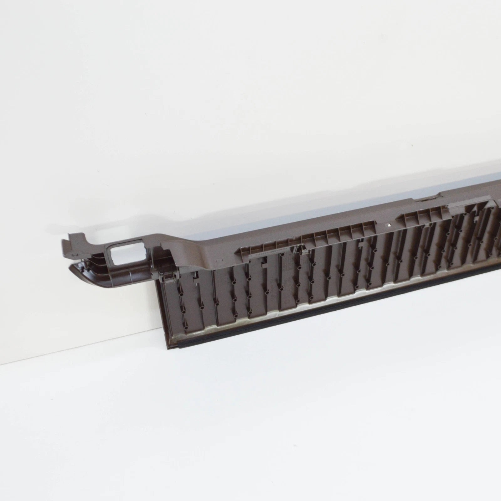 NEW BMW X5 E70 REAR LOADING SILL COVER 51476969601 6969601 ORIGINAL