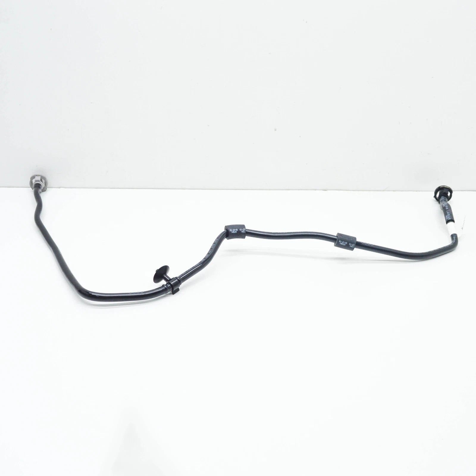 NEW AUDI A4 AVANT B9 ENGINE OWERFLOW COOLANT BREATHER LINE 8W0121081DA ORIGINAL