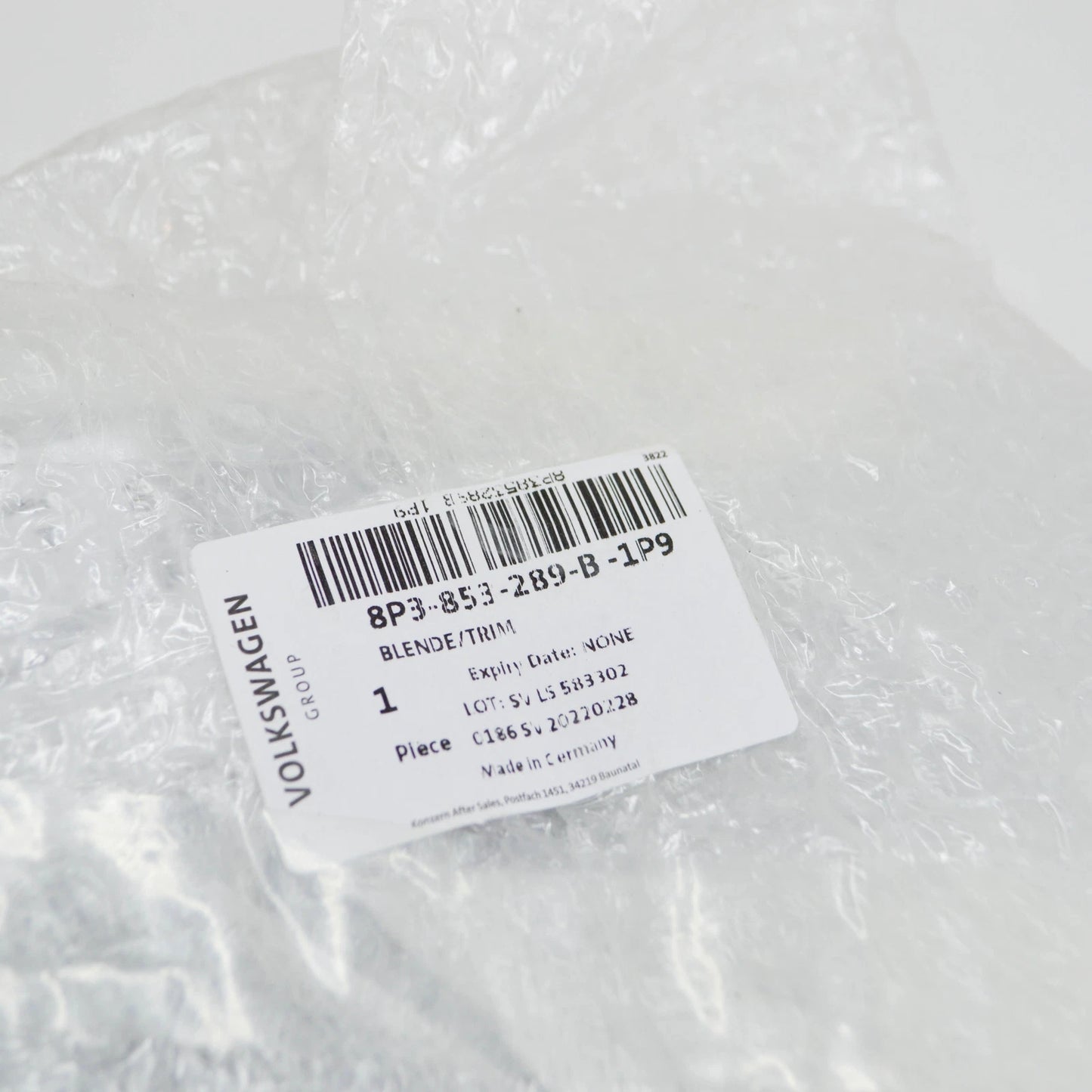 NEW AUDI A3 8P LEFT DOOR EXTERIOR B-PILLAR TRIM 8P3853289B1P9 2008 ORIGINAL