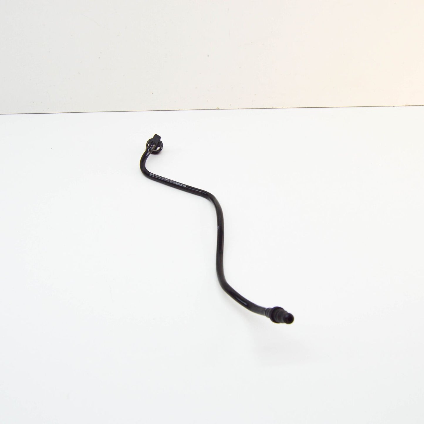 NEW MERCEDES-BENZ S-CLASS W222 COOLANT TANK LINE A2225012825 ORIGINAL