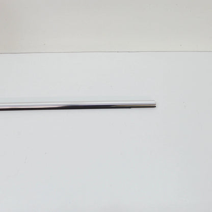 NEW AUDI A4 B9 FRONT RIGHT DOOR WINDOW BELT MOLDING 8W0853284E2ZZ ORIGINAL