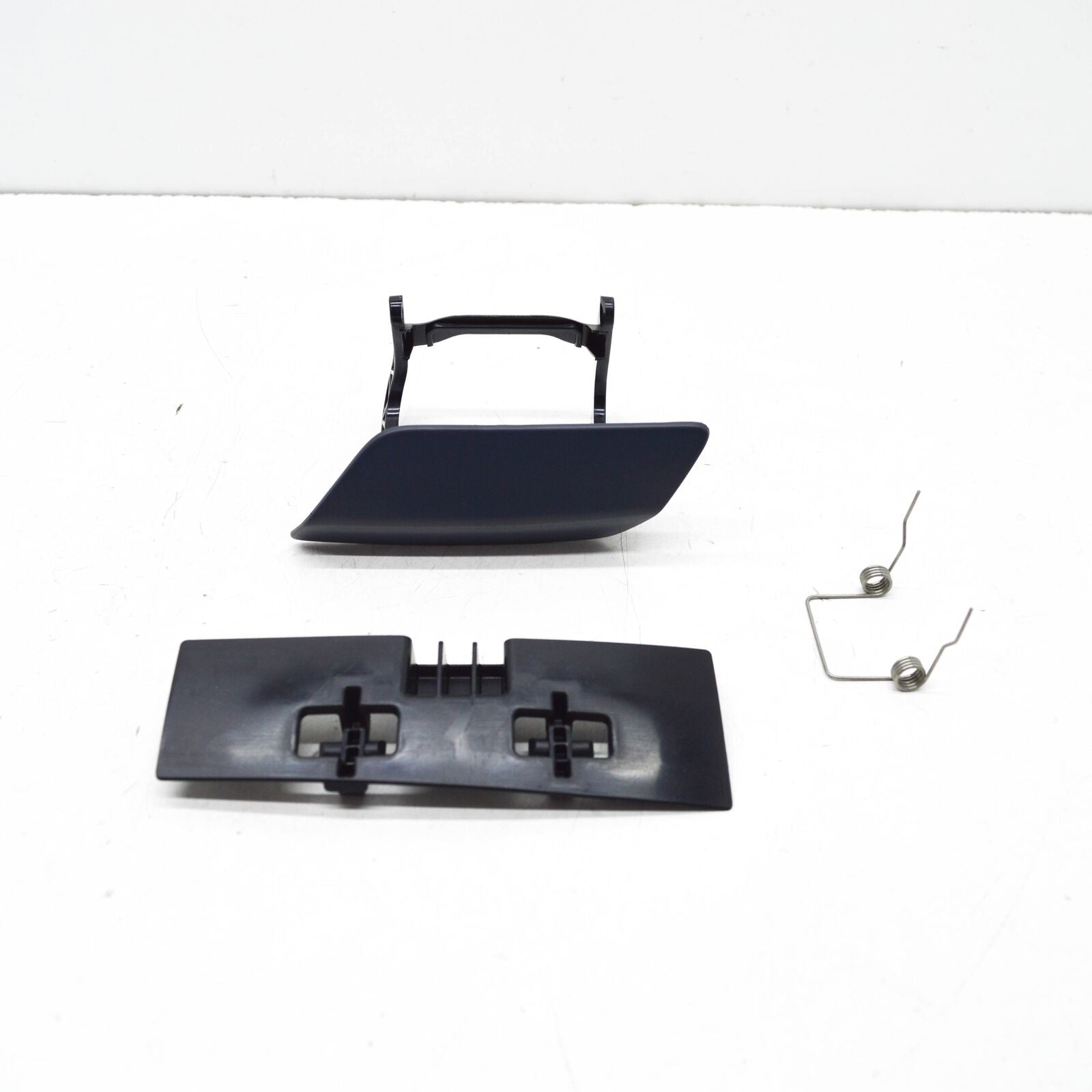 new mercedes-benz gl-class x166 left side headlamp washer cover a16686000089999