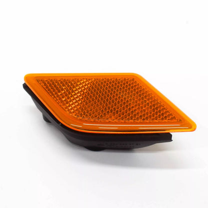 NEW MERCEDES-BENZ C-CLASS W204 FRONT BUMPER LEFT MARKER LIGHT A2048200121