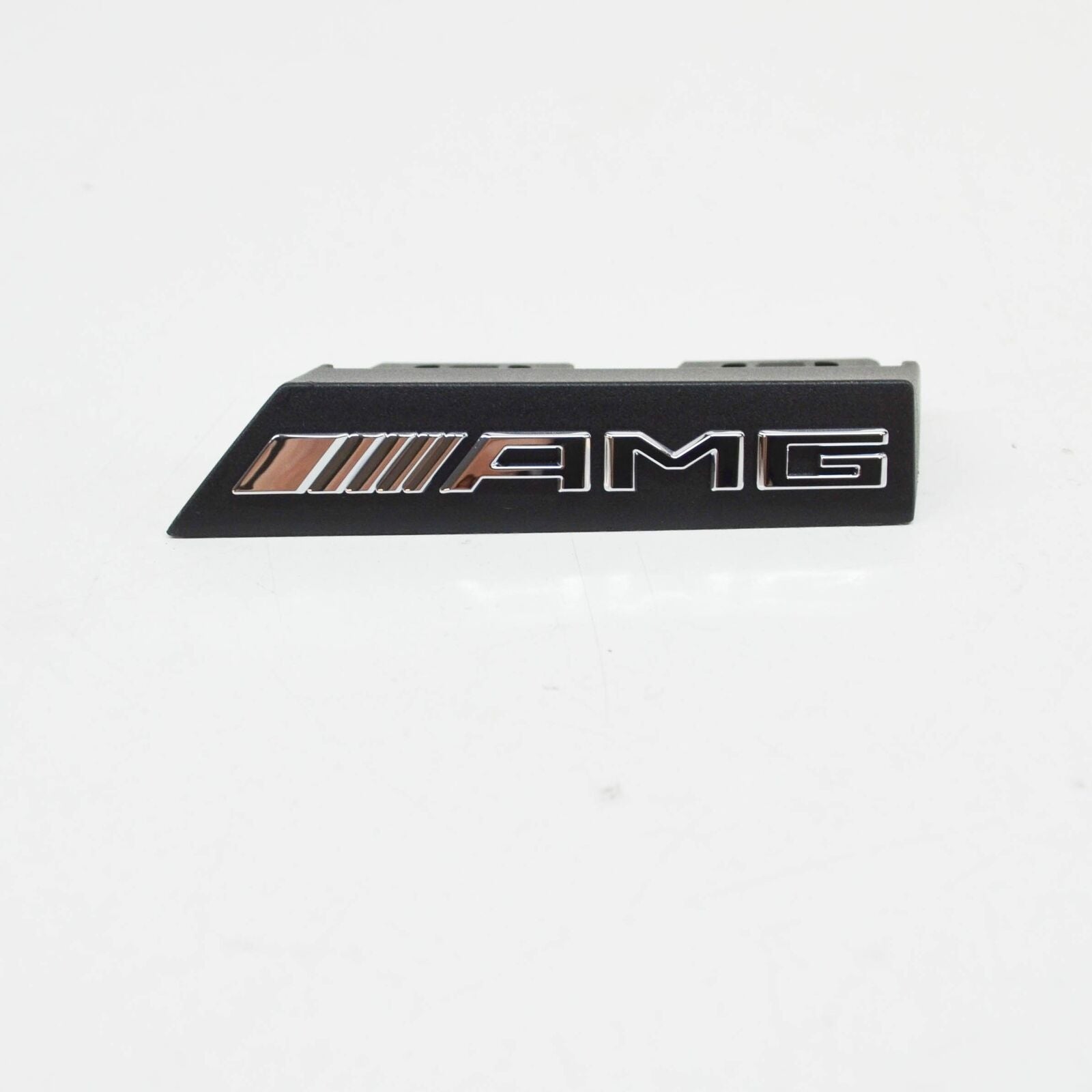 NEW MERCEDES-BENZ C W205 AMG RADIATOR GRILLE EMBLEM BADGE A2058175501 ORIGINAL