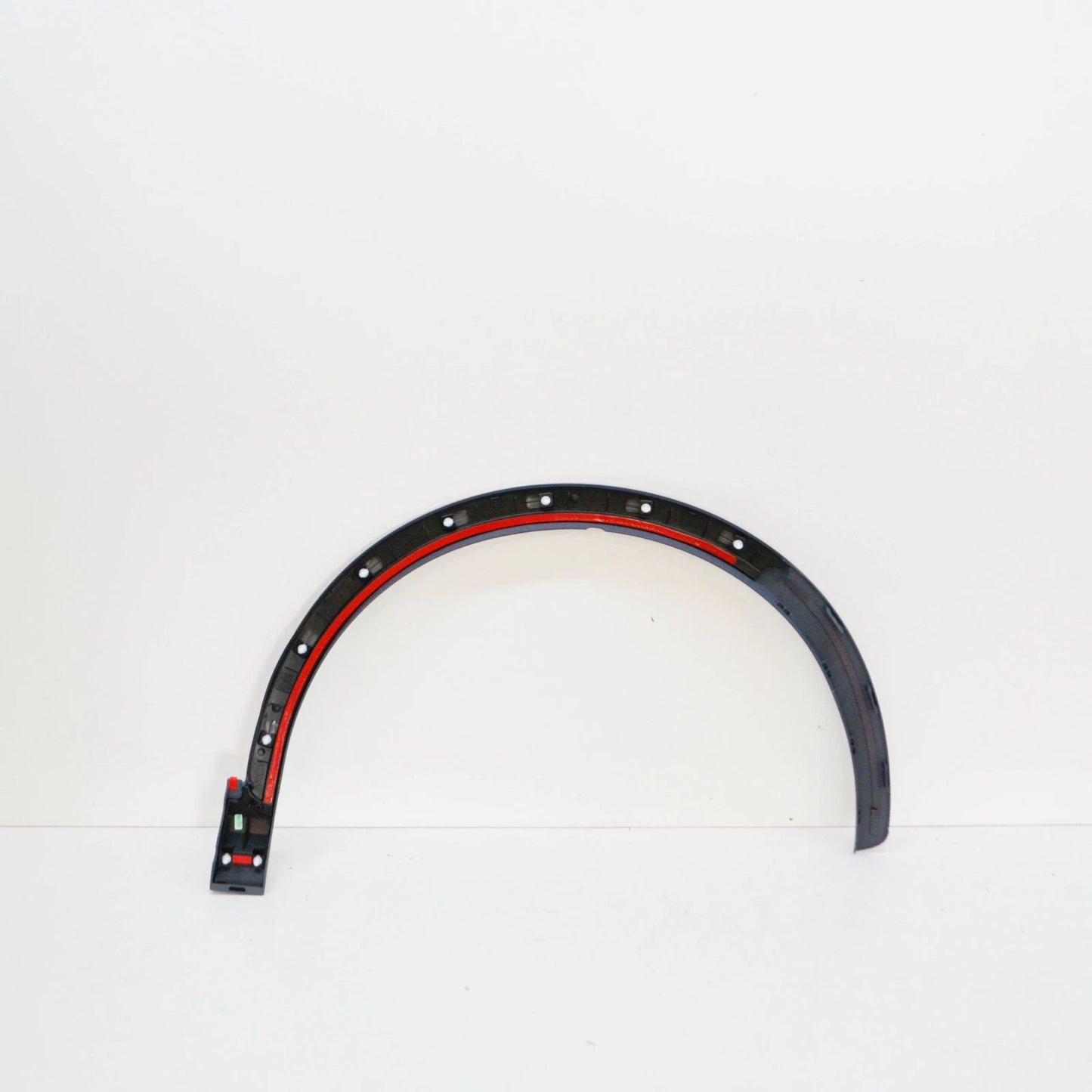 NEW AUDI Q3 8U FRONT LEFT WHEEL ARCH COVER 8U0853717AGRU