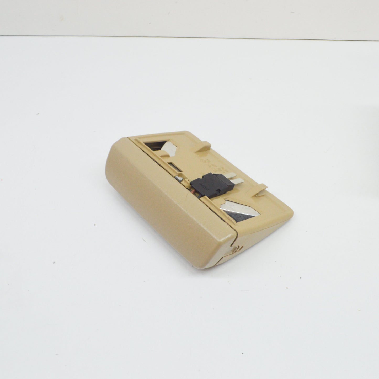 NEW MERCEDES-BENZ C W202 REAR ADDITIONAL STOP LAMP A20282007568F30 ORIGINAL