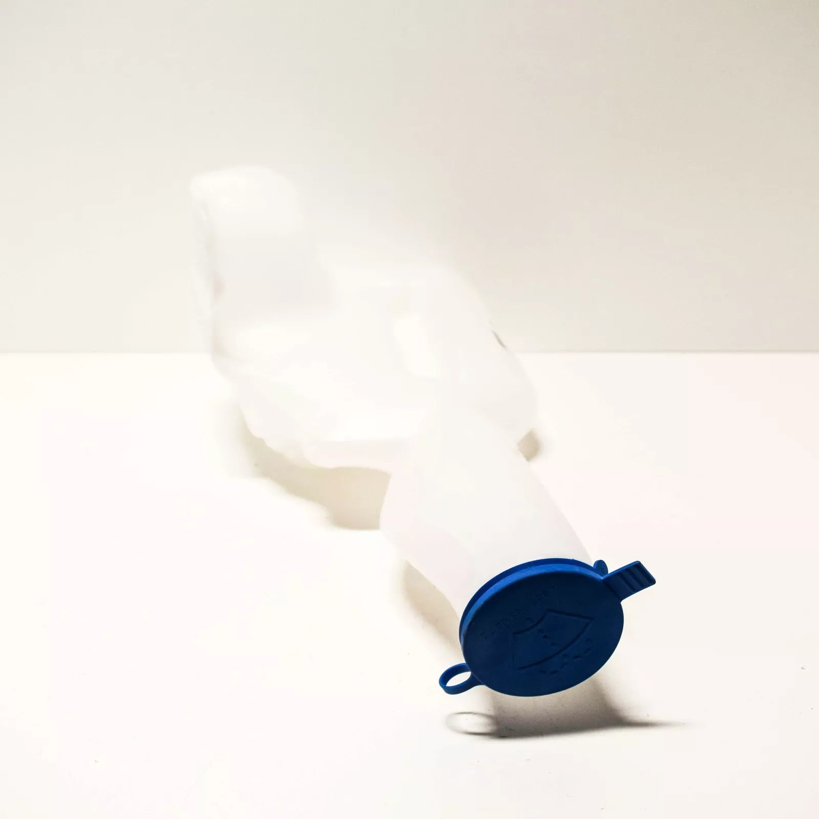 NEW MERCEDES BENZ SPRINTER 906 WINDOW WASHER BOTTLE TANK A9068690220