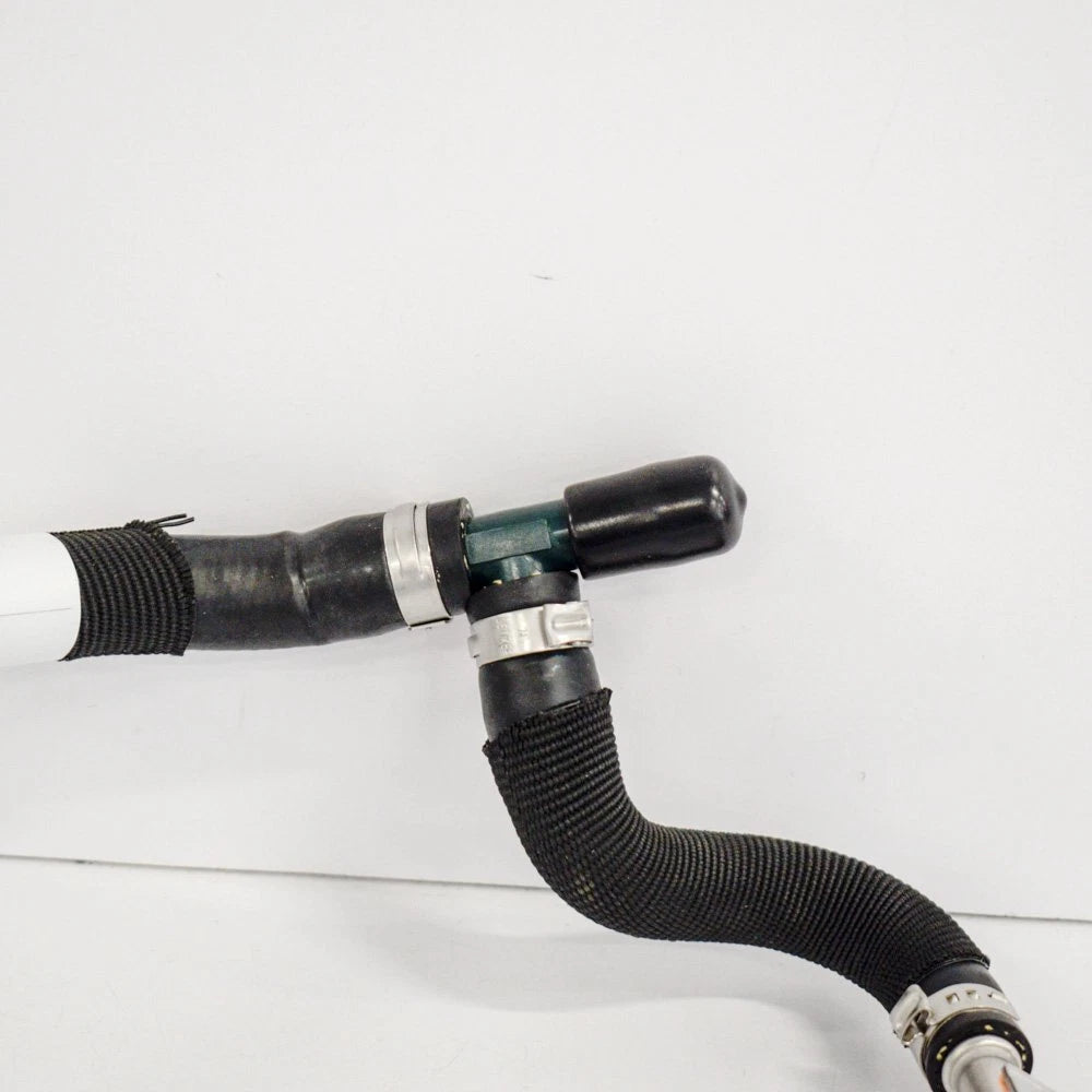 NEW BMW X5 E70 TURBOCHARGER COOLING PIPE 11537577012 7577012 ORIGINAL