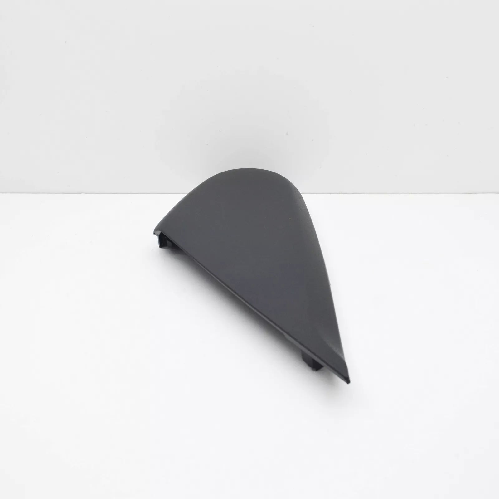 NEW MB C W205 FRONT OUTER RIGHT SEAT HEIGHT ADJUS. COVER A20591920229051