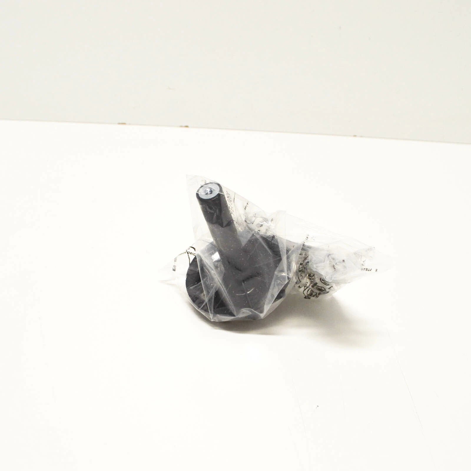 NEW AUDI A4 B9 ALLROAD SPARE TIRE BOLT SUPPORT 8W9863695A ORIGINAL