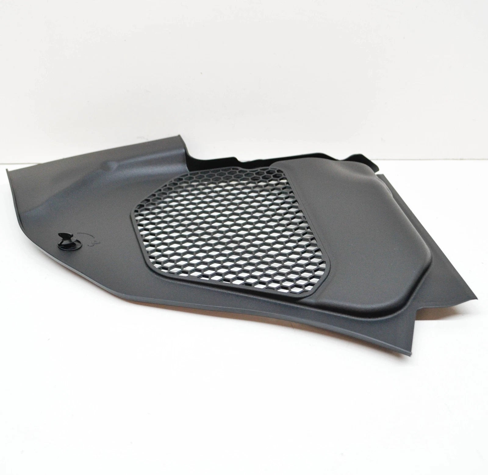 NEW BMW 5 G30 COWL PANEL COVER 51717388716 2016 ORIGINAL