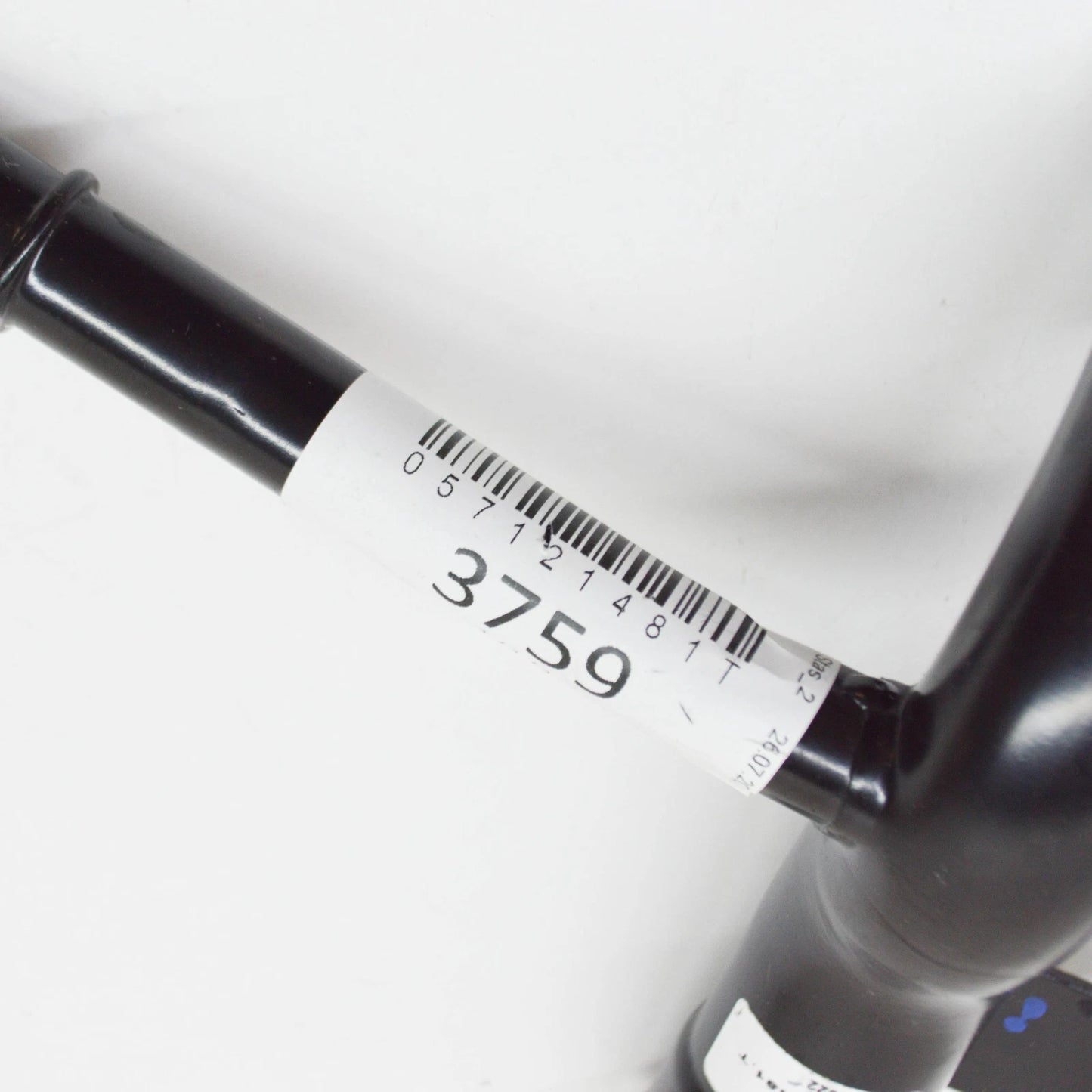 NEW AUDI Q7 4L ENGINE COOLANT PIPE 057121481T ORIGINAL