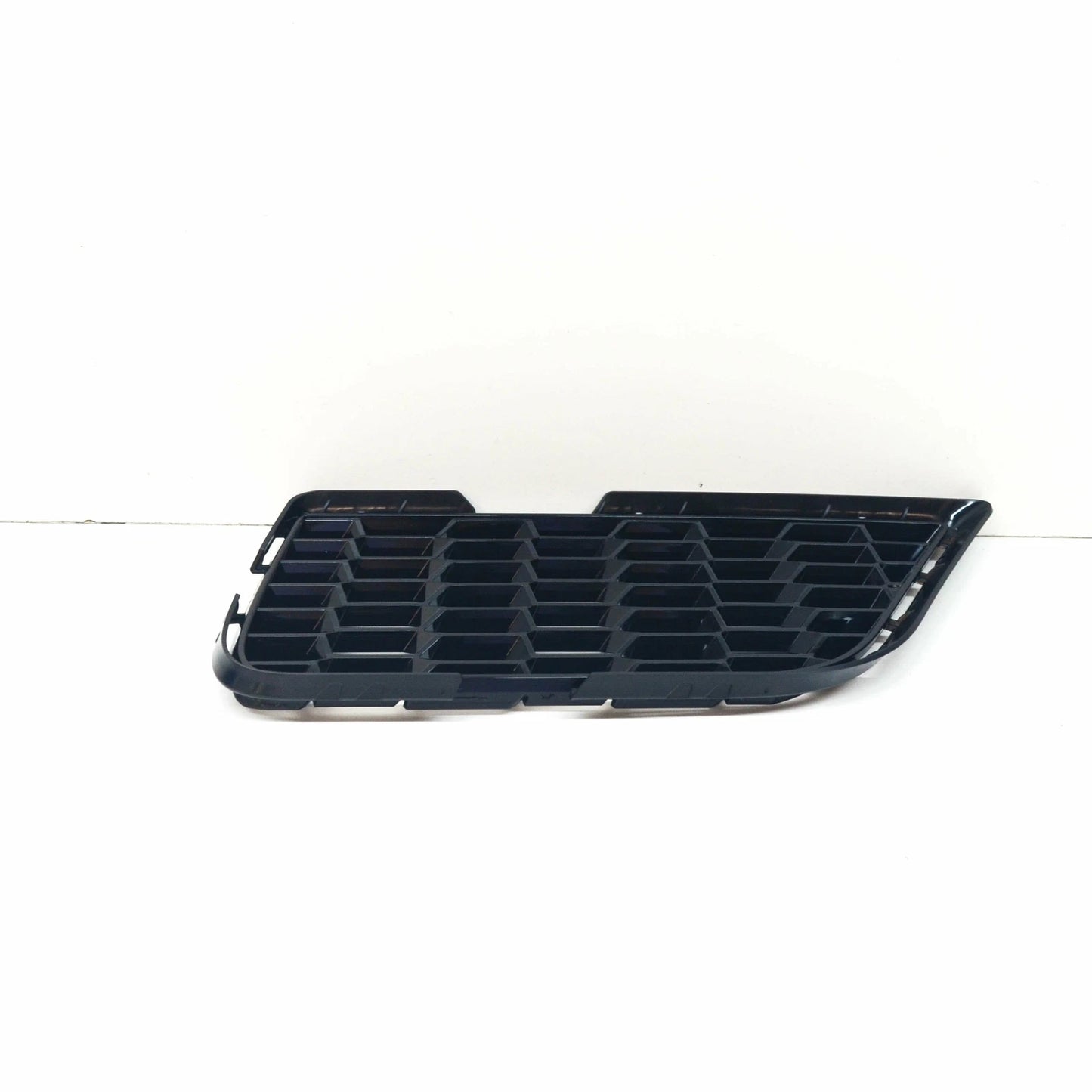 NEW BMW M5 F90 M FRONT BUMPER RIGHT OPEN AIR GRILLE 51118065318 ORIGINAL