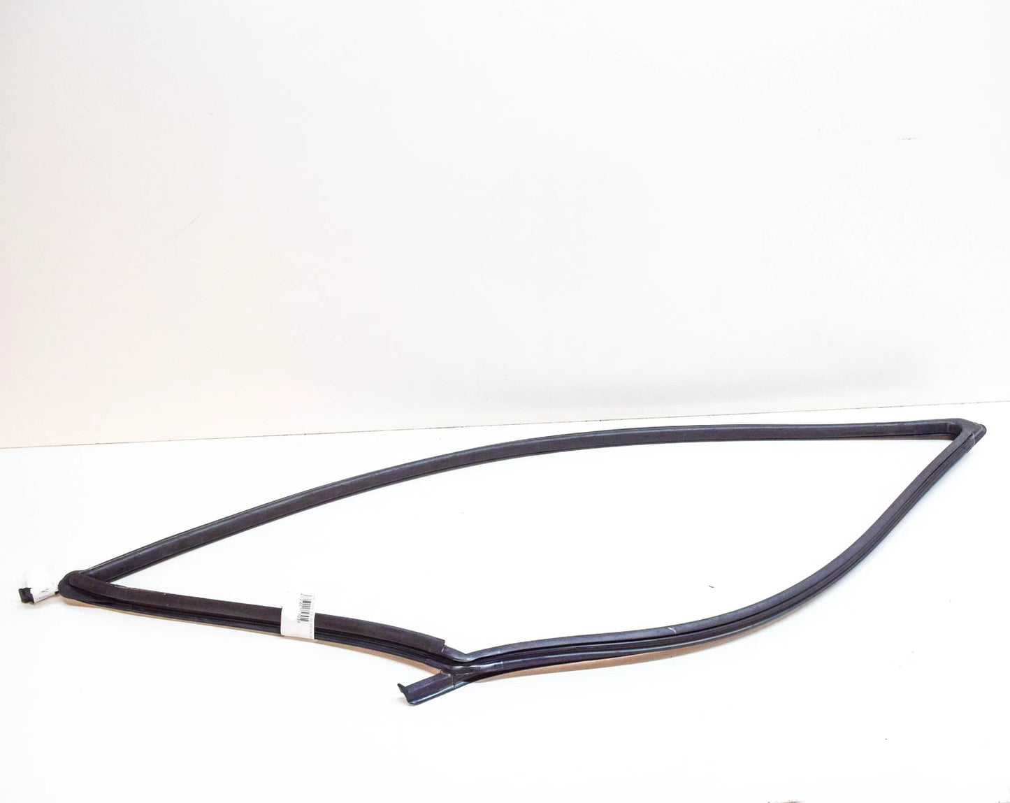 NEW MB E W124 REAR RIGHT SIDE WINDOW SEALING FRAME A1246702039 ORIGINAL