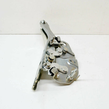 NEW VOLKSWAGEN TIGUAN AD FRONT RIGHT BONNET HOOD HINGE 5NA823302G ORIGINAL