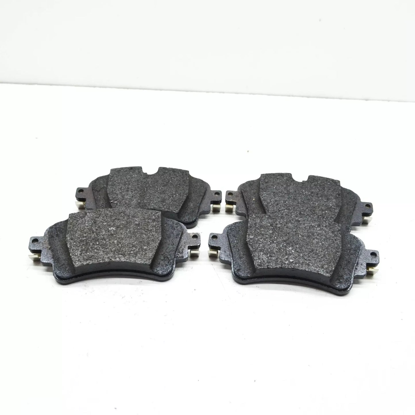 NEW AUDI A4 AVANT B9 REAR BRAKE PADS SET 8W0698451BG