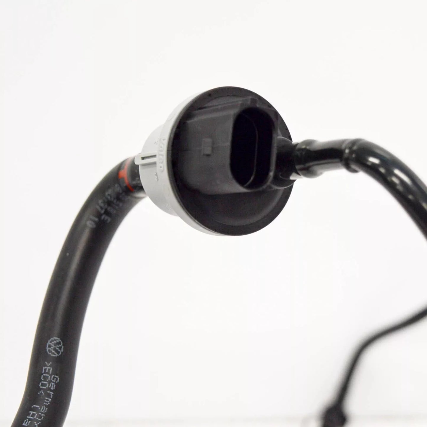 NEW AUDI Q2 CONNECTION PIPE HOSE 04E133366CT ORIGINAL