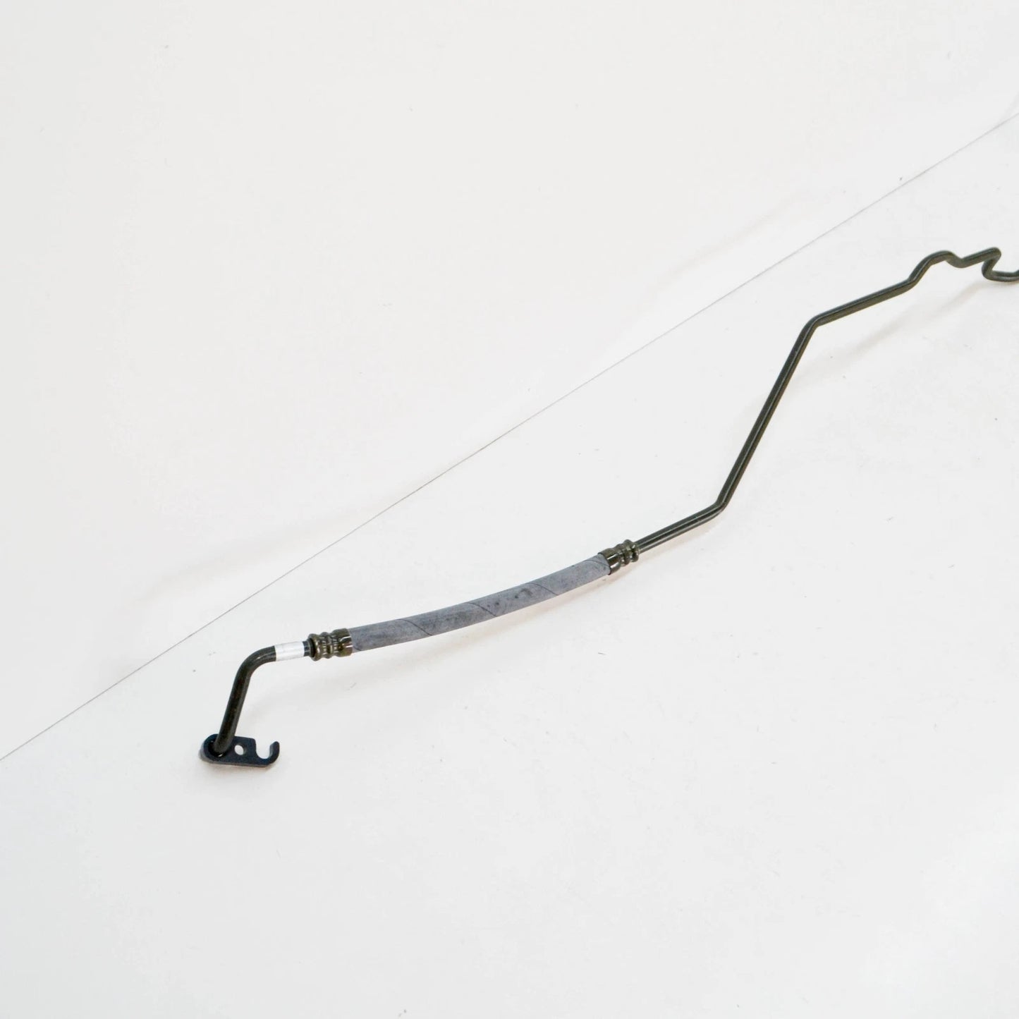 NEW BMW 7 E38 OIL COOLING PIPE OUTLET 17221745737 1745737 ORIGINAL