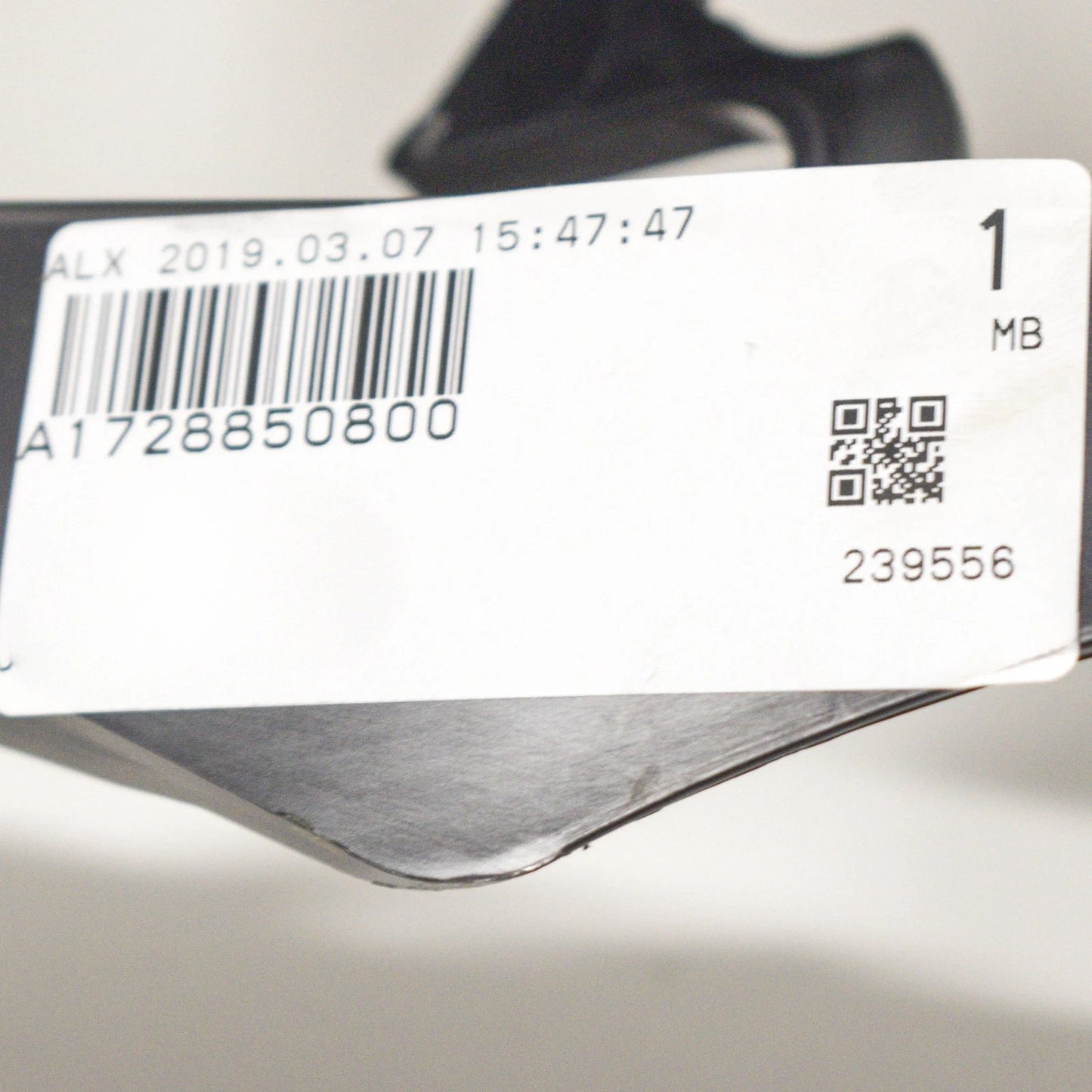 NEW MERCEDES BENZ SLK R172 FRONT BUMPER LEFT BRACKET A1728850800 ORIGINAL