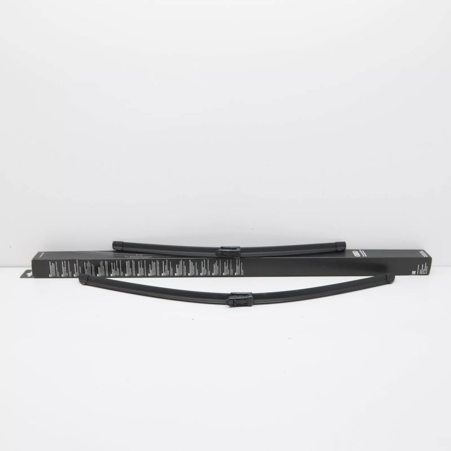 NEW AUDI Q7 4M FRONT WINDSHIELD WIPER BLADE SET LHD 4M1998002