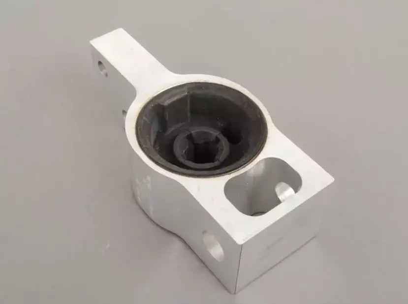 NEW VOLKSWAGEN SHARAN 7N MK2 FRONT AXLE CONTROL ARM BUSH 3C0199231F ORIGINAL