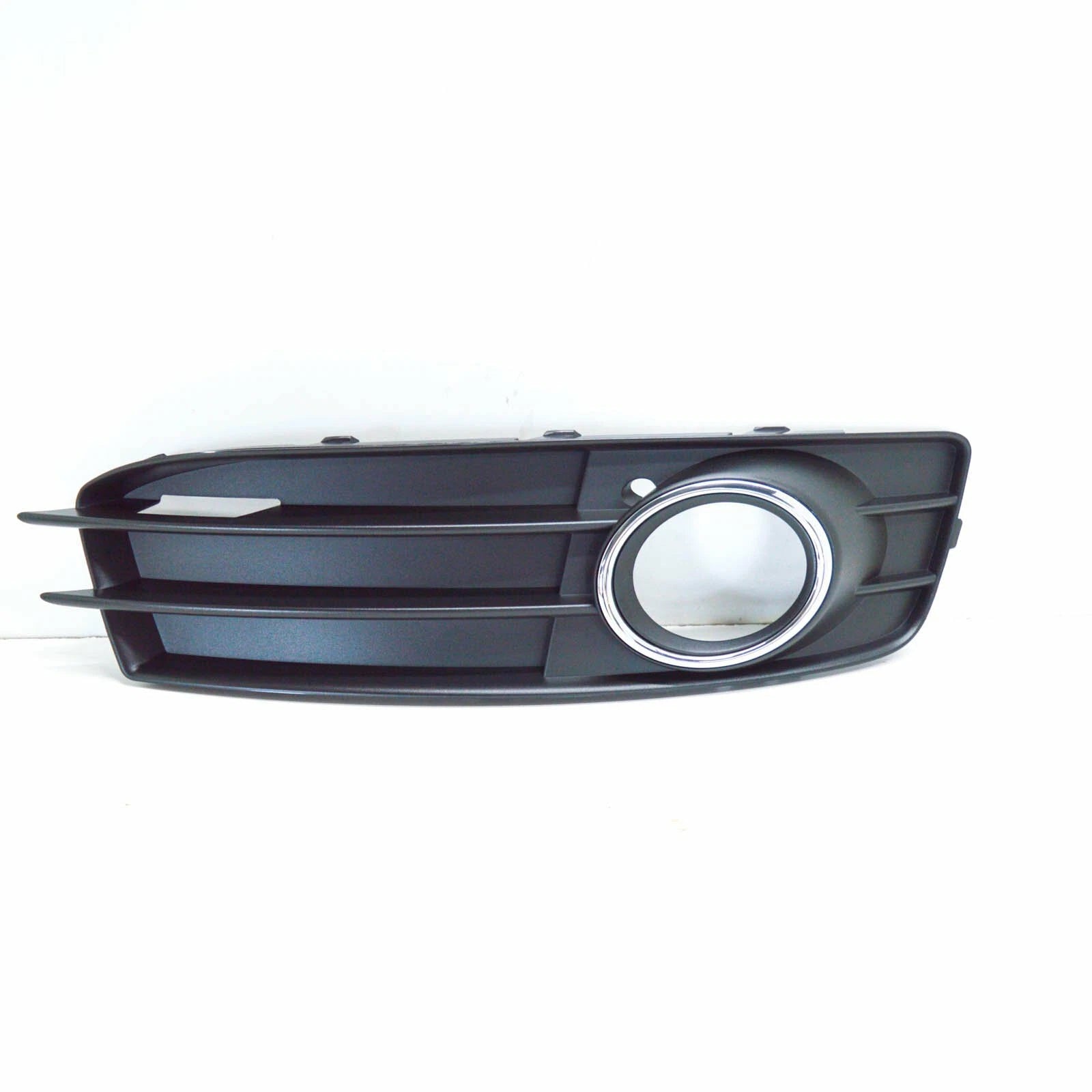NEW AUDI A3 8P RIGHT FOG LIGHT GRILLE 8P0807682F9B9 2010