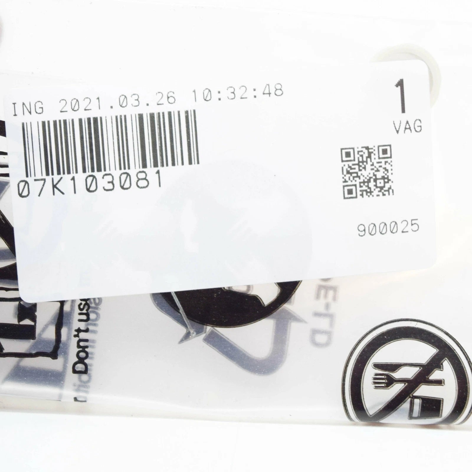 NEW VOLKSWAGEN BEETLE A5 OIL STRAINER 07K103081 ORIGINAL