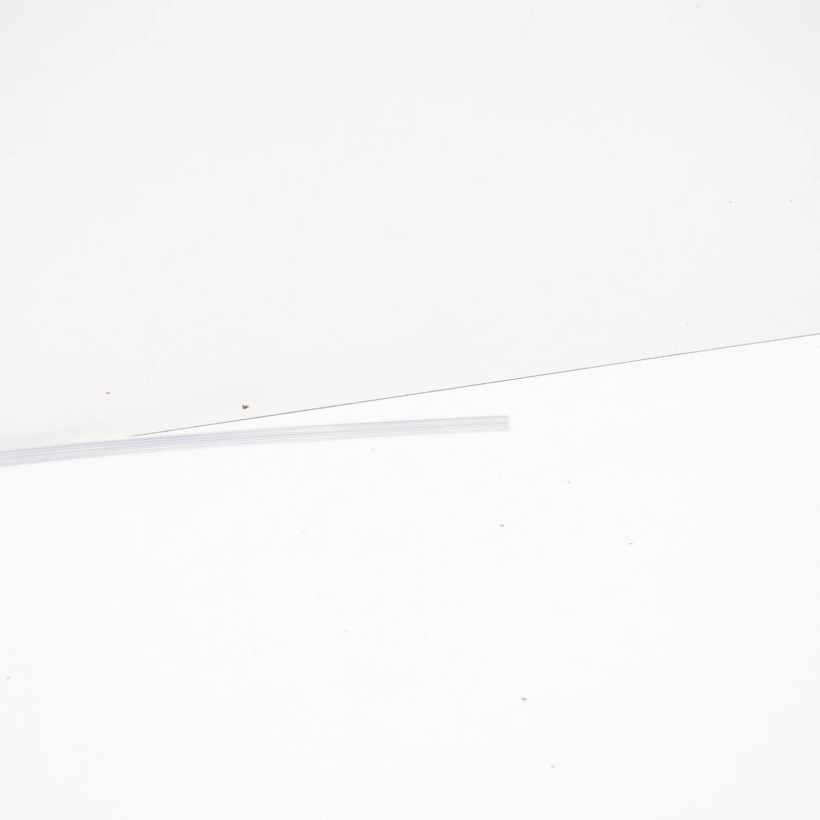 NEW BMW 5 E28 REAR UPPER WINDOW MOLDING 51311820623 1820623 ORIGINAL