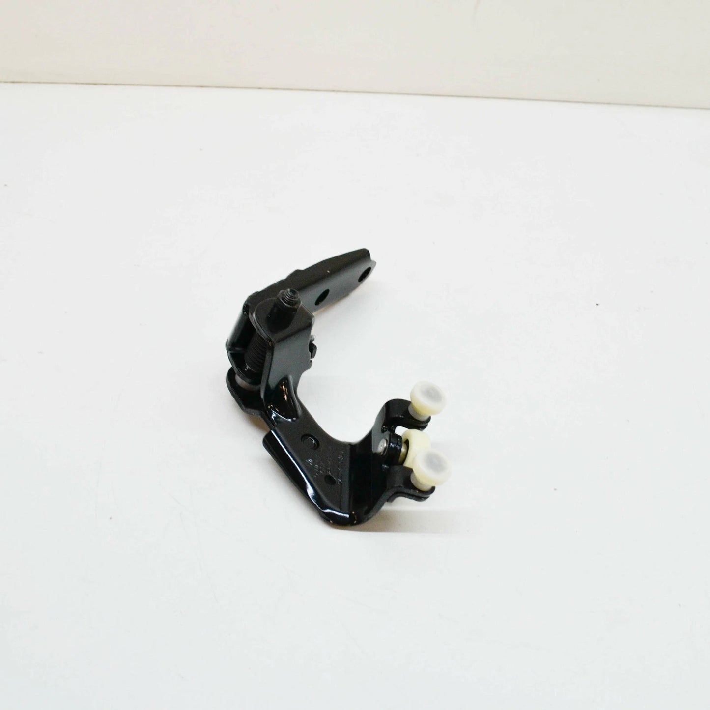 NEW VOLKSWAGEN TRANSPORTER T5 SLIDING DOOR LEFT HINGE 7E0843335A