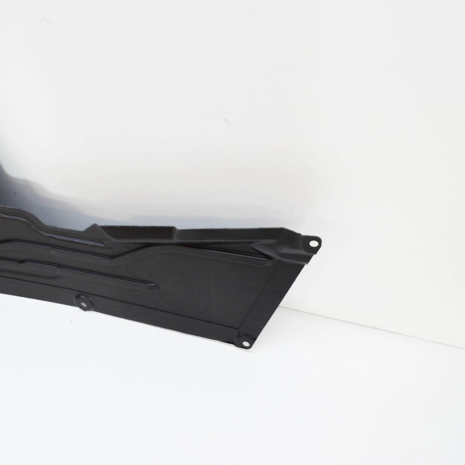 NEW BMW 1 F20 CENTER LEFT SIDE UNDERBODY COVER 51757241831 7241831 ORIGINAL