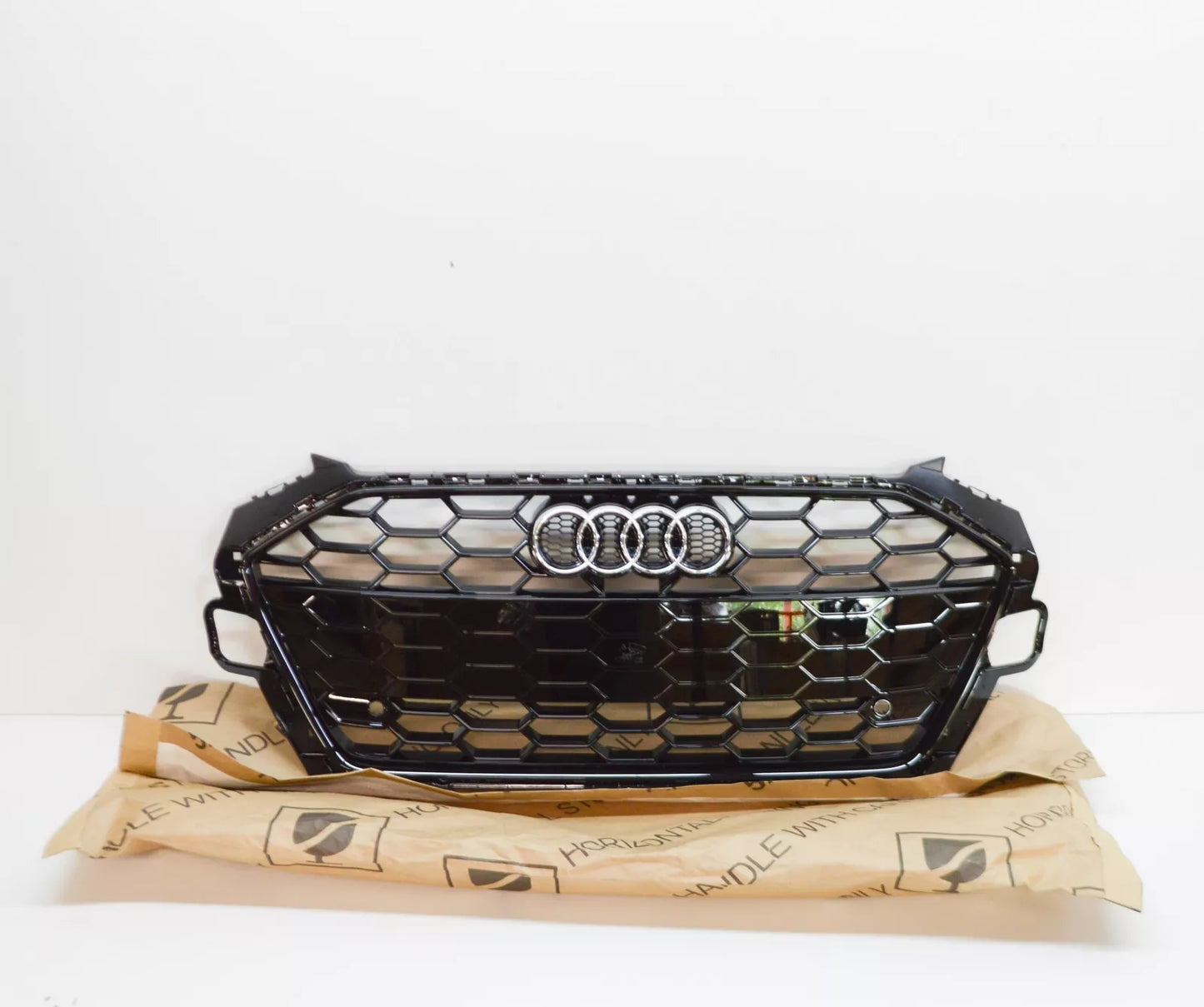 NEW AUDI A4 AVANT B9 RADIATOR GRILLE 8W0853651DTT94 8W0853651DT T94 ORIGINAL