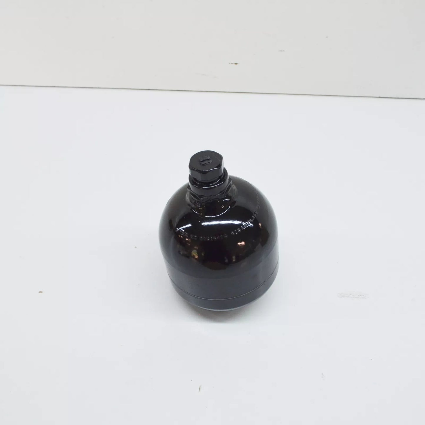 NEW AUDI R8 42 OEM AUTOMATIC GEARBOX PRESSURE ACCUMULATOR 086325585 ORIGINAL