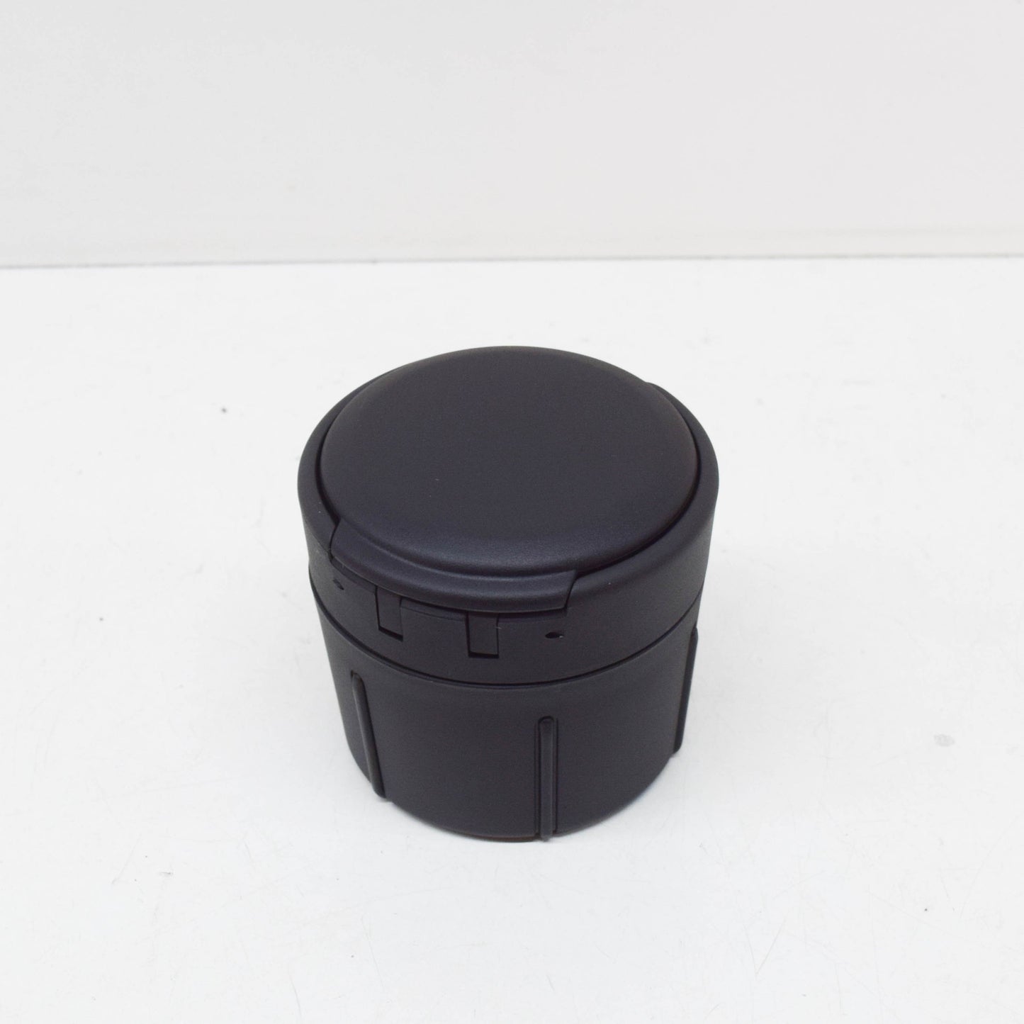 NEW VOLKSWAGEN JETTA MK6 CENTER CONSOLE CUP HOLDER ASHTRAY 5N0857961B82V