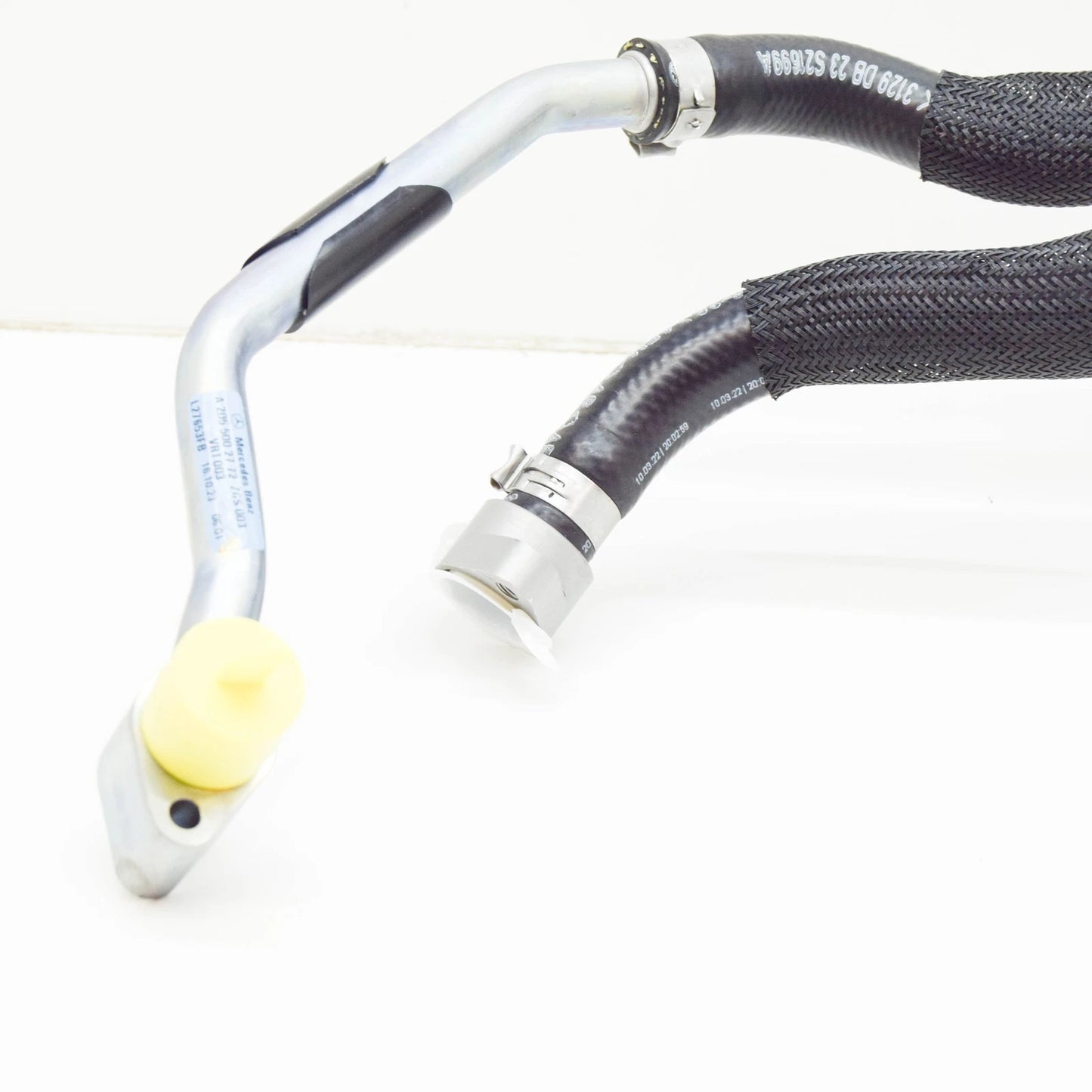 NEW MERCEDES-BENZ C W205 OIL LINE A2055002772 ORIGINAL