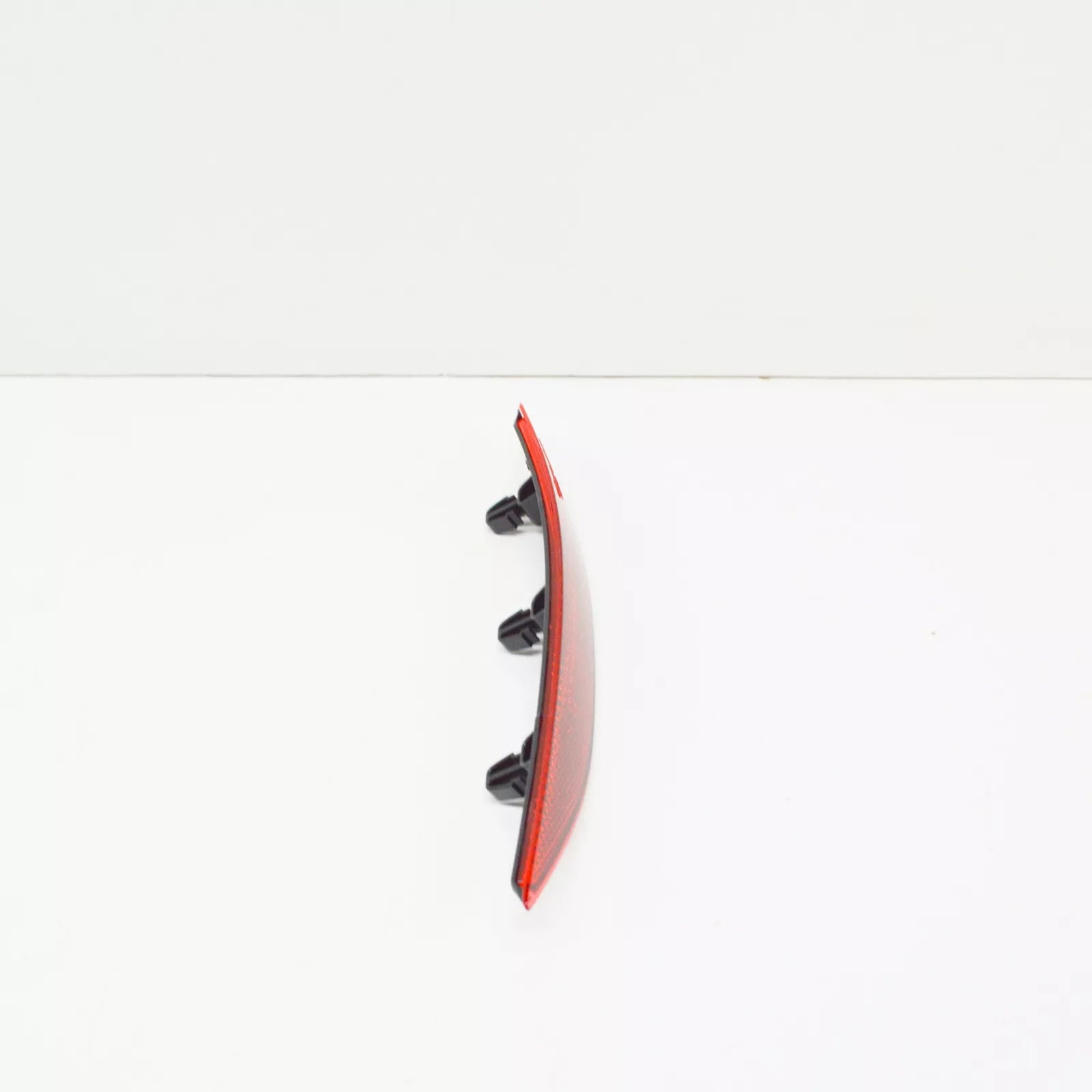 NEW VOLKSWAGEN GOLF MK7 REAR BUMPER R RIGHT REFLECTOR 5G0945106A 2015