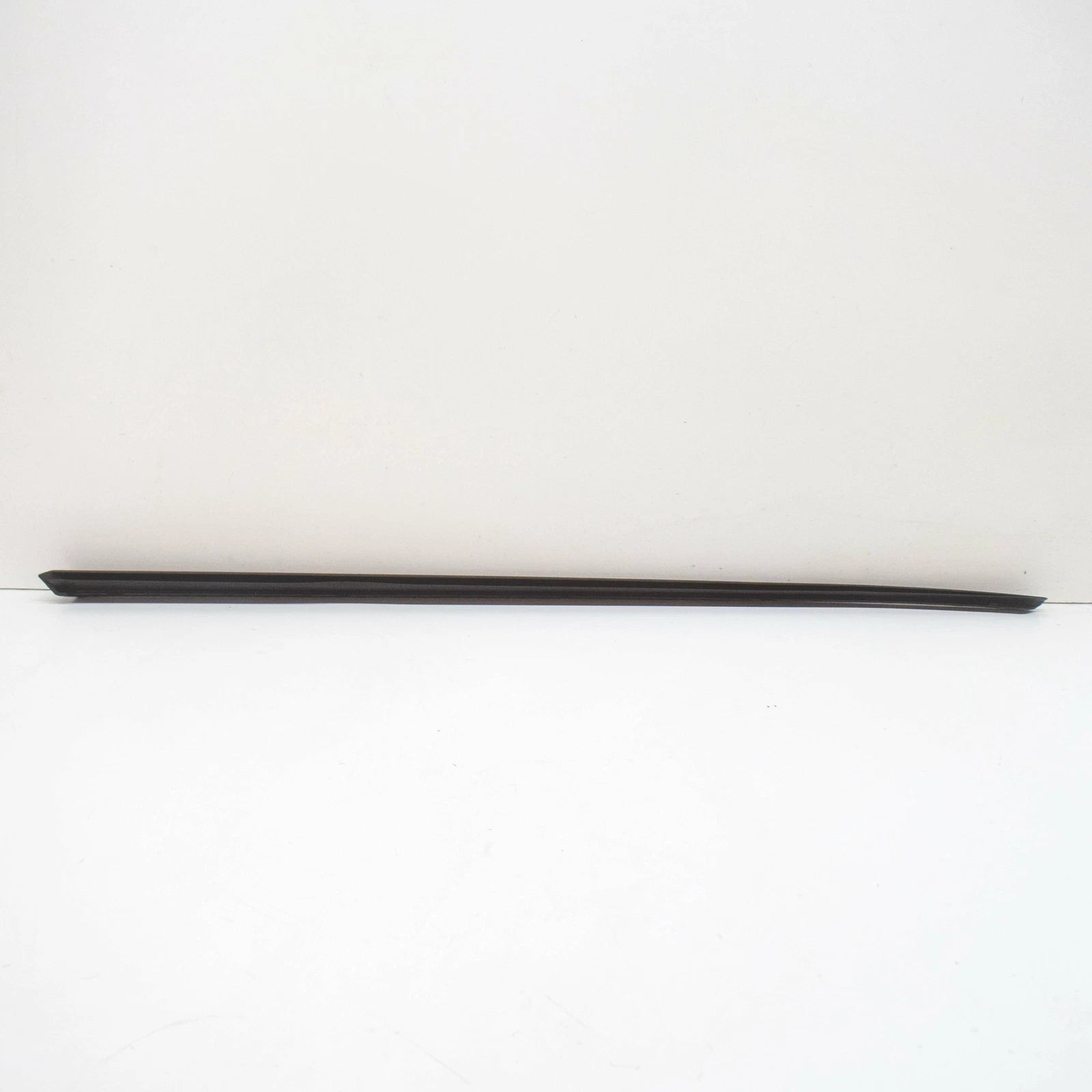 NEW AUDI A6 S6 C8 FRONT WINDSHIELD RIGHT VERTICAL TRIM 4K08543283FZ ORIGINAL