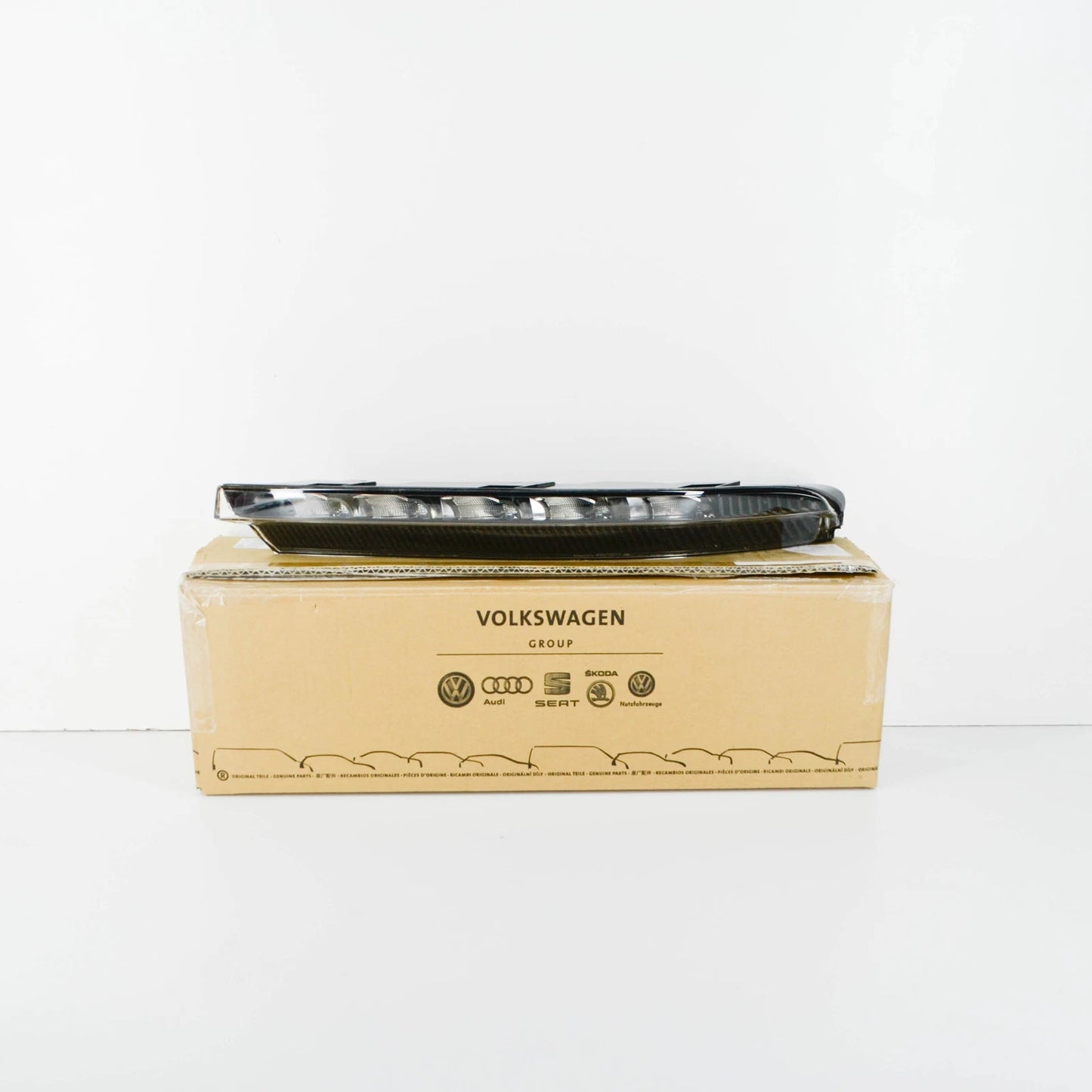 NEW AUDI A6 C6 FRONT LEFT LED DAYTIME RUNNING LIGHT 4F0941067A ORIGINAL