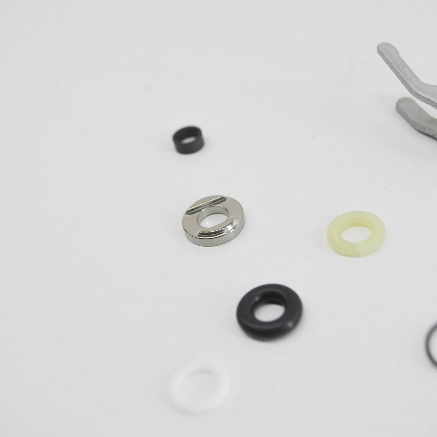 NEW MERCEDES-BENZ GLE COUPE C292 FUEL INJECTOR O-RING KIT A1770720000 ORIGINAL