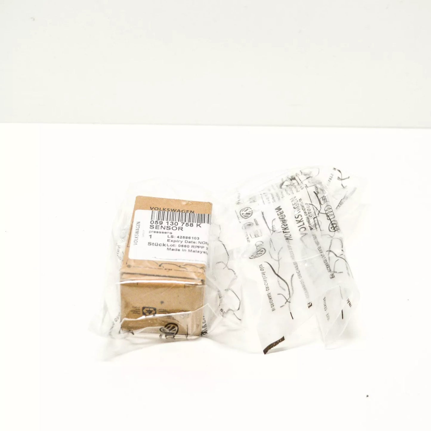 NEW AUDI Q7 4L FUEL RAIL PRESSURE SENSOR 059130758K 2015 ORIGINAL