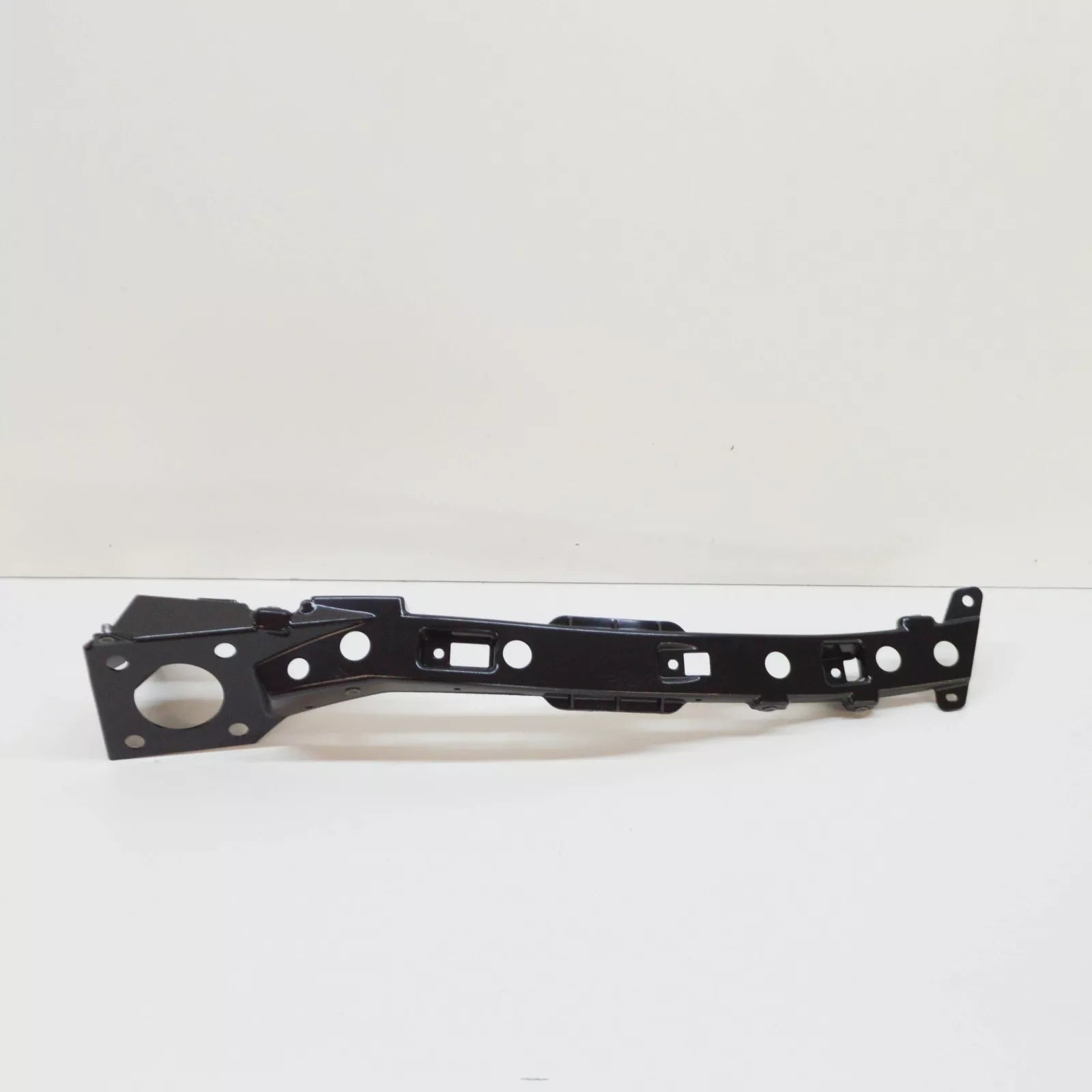 NEW BMW I12 FRONT RADI. SUPPORT RIGHT SIDE STRUT BAR 7353474 51647353474