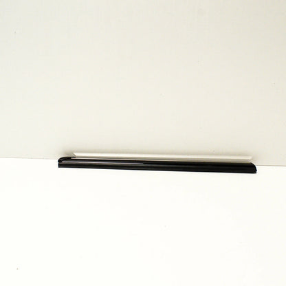 NEW MERCEDES-BENZ B W245 REAR LEFT SIDE WINDOW TRIM A1696730583 ORIGINAL