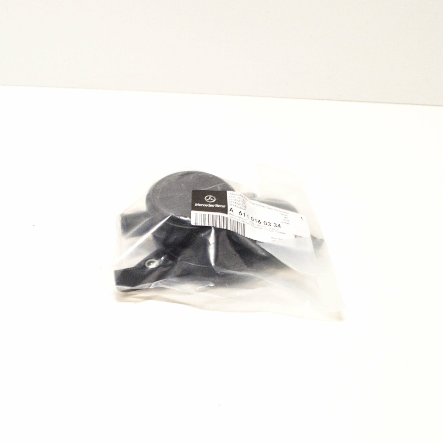 NEW MB VITO W639 CRANKCASE OIL BREATHER SEPARATOR A6110160334 ORIGINAL