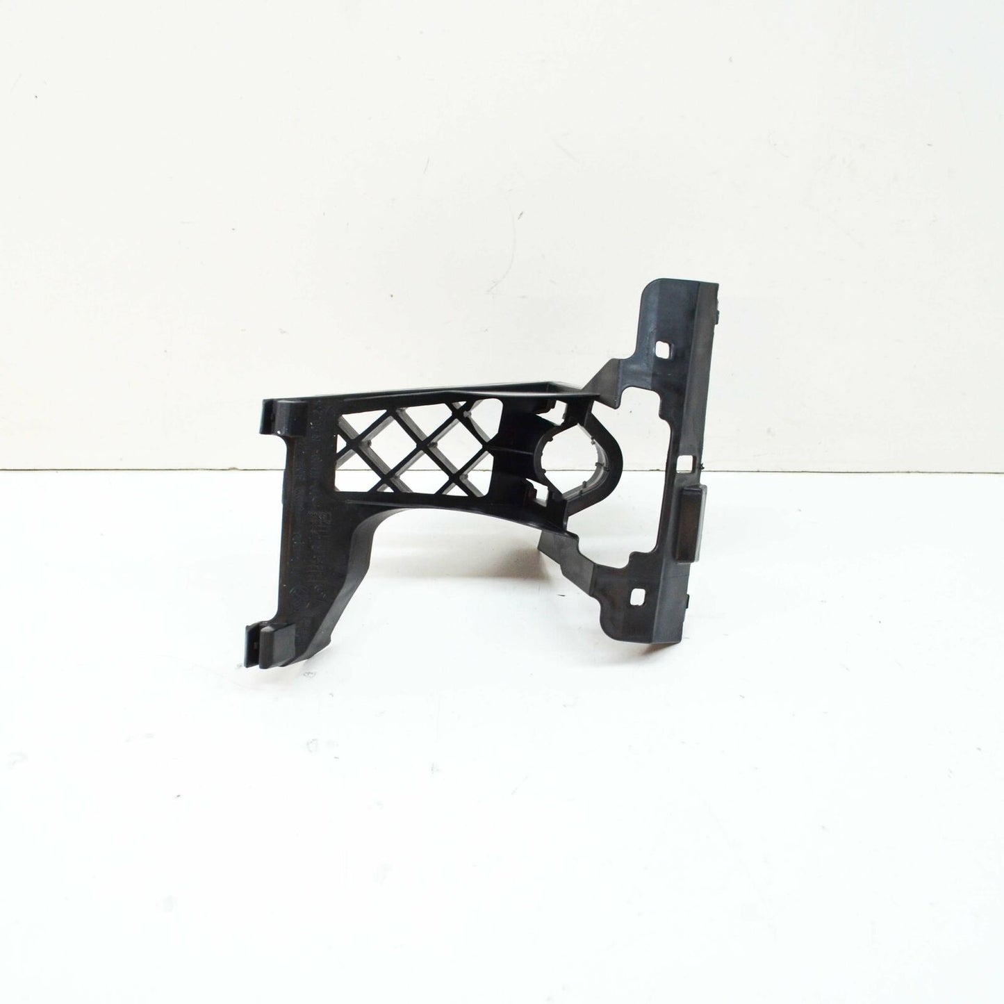 NEW VW SHARAN 7N FRONT RIGHT HEADLIGHT WASHER SUPPORT BRACKET 7N0807724 ORIGINAL