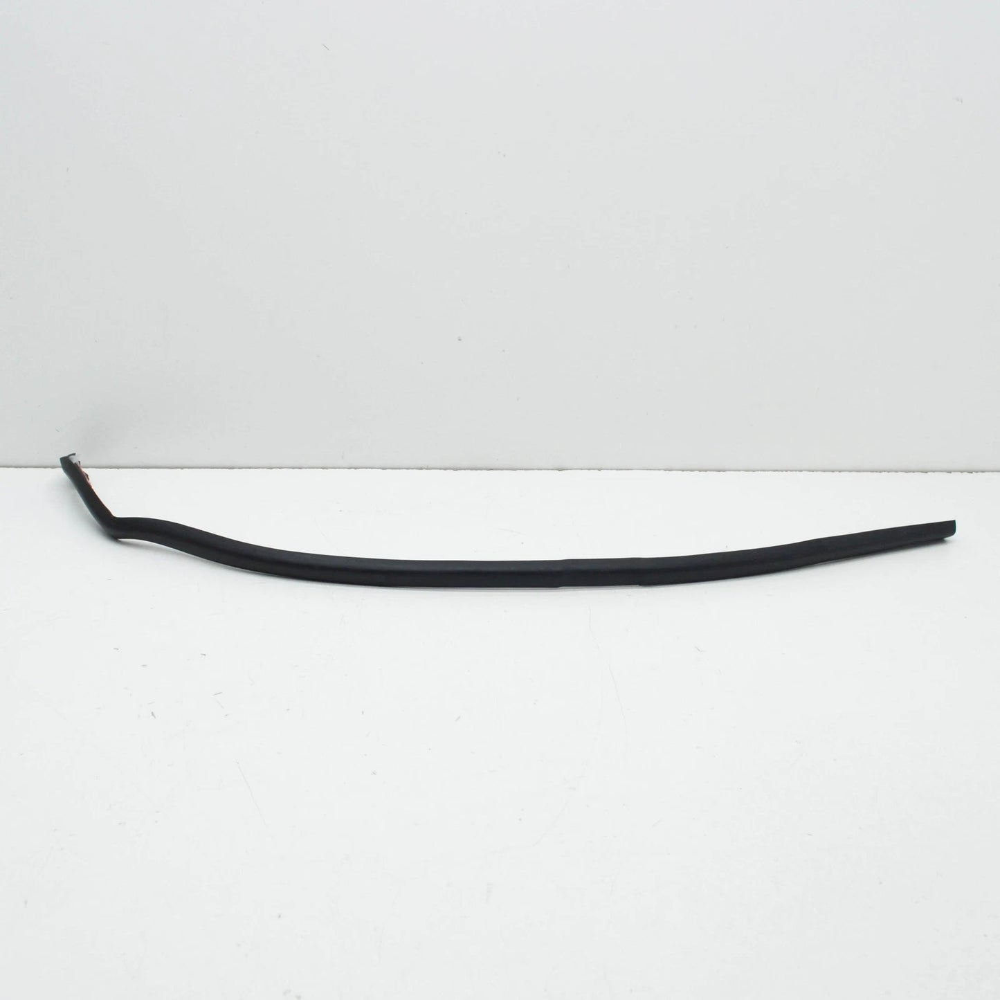 NEW BMW 7 F01 FRONT RIGHT DOOR SEALING 51767177936 ORIGINAL